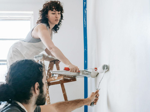 Cloverdale Paint how-to guide featuring interior wall painting preparation